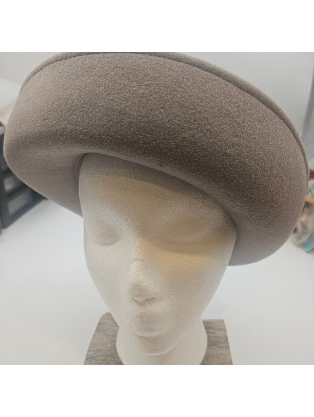 Vintage Willys Paris Creations REY Taupe Wool Felt Hat Bow Made in France 20”